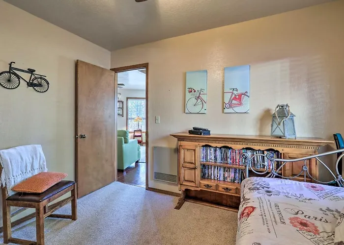 Game & Fenced Yard! Family Retreat Holiday home Munds Park
