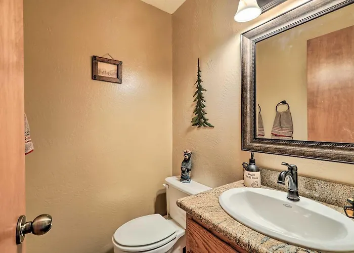 Holiday home Game & Fenced Yard! Family Retreat Munds Park