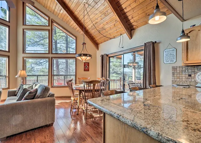 Holiday home Game & Fenced Yard! Family Retreat Munds Park